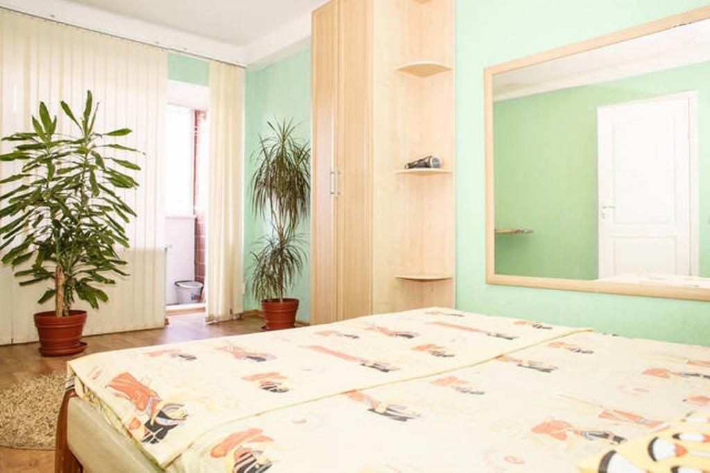 Apartment On Sobornyi Avenue Zaporizhia ภายนอก รูปภาพ
