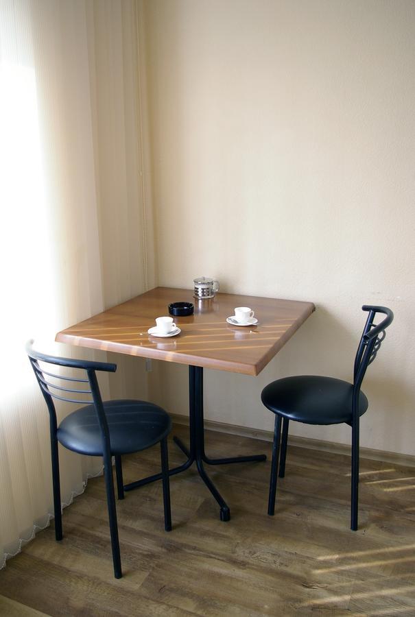 Apartment On Sobornyi Avenue Zaporizhia ภายนอก รูปภาพ